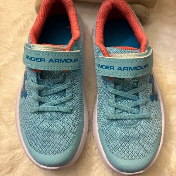 Under Armour Blue Sneakers Comfortable Athletic Design - Picture 7 of 7